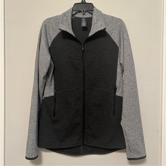 Champion Utility Jacket Black and Grey Color-Block Design. Size XL. - Picture 1 of 6